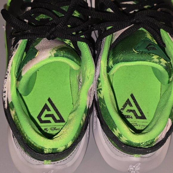 Nike Zoom Freak 2 Naija DA0907-002 Size 7.5 main image 4